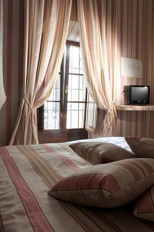 Palazzo Antica Via Appia Bed and Breakfast Bitonto Rum bild