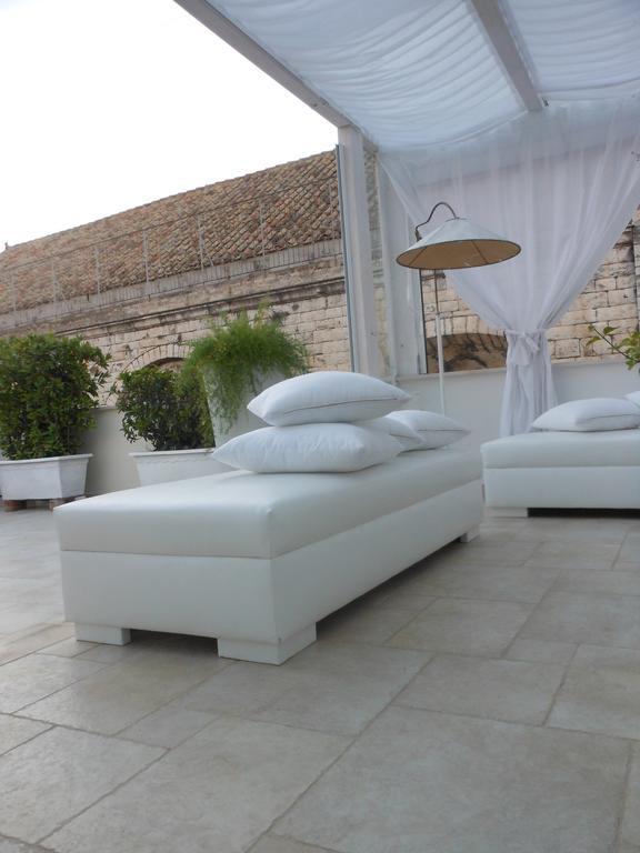 Palazzo Antica Via Appia Bed and Breakfast Bitonto Exteriör bild