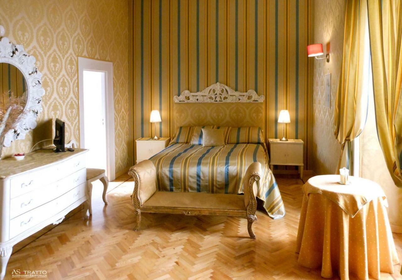 Palazzo Antica Via Appia Bed and Breakfast Bitonto Exteriör bild